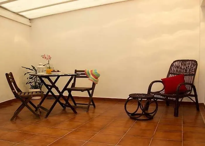 Apartament Con Jardin Y Piscina B *